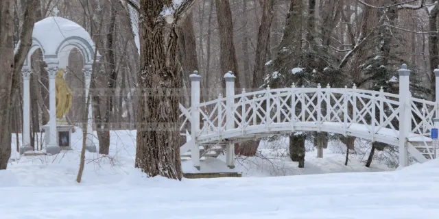 Pretty bridge and Virgin Mary statue