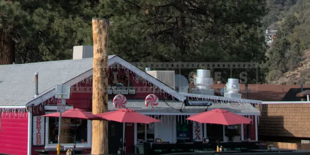 Restaurant in Wrightwood, California in scenic mountain setting