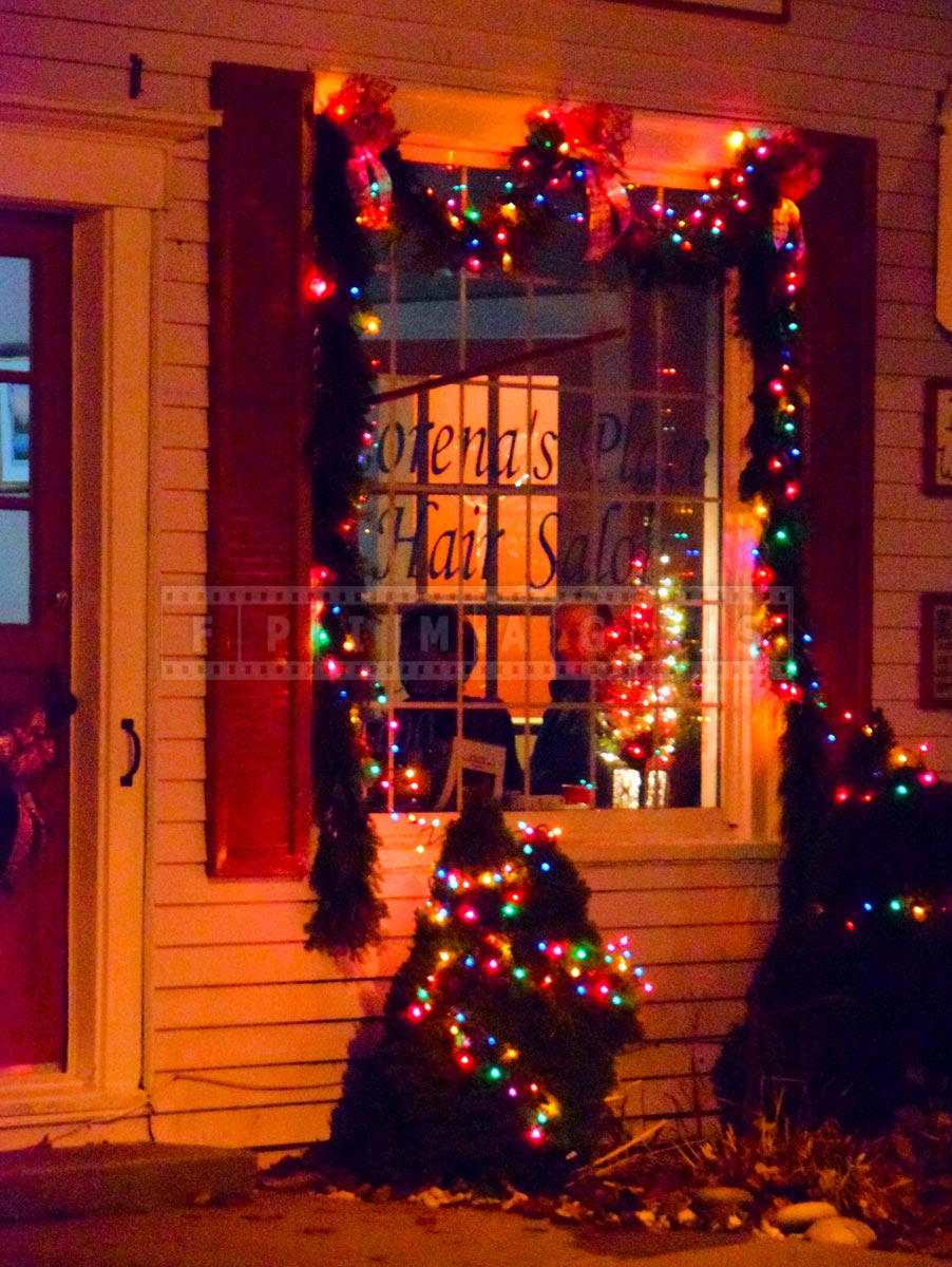 Shop window decorations with xmas lights
