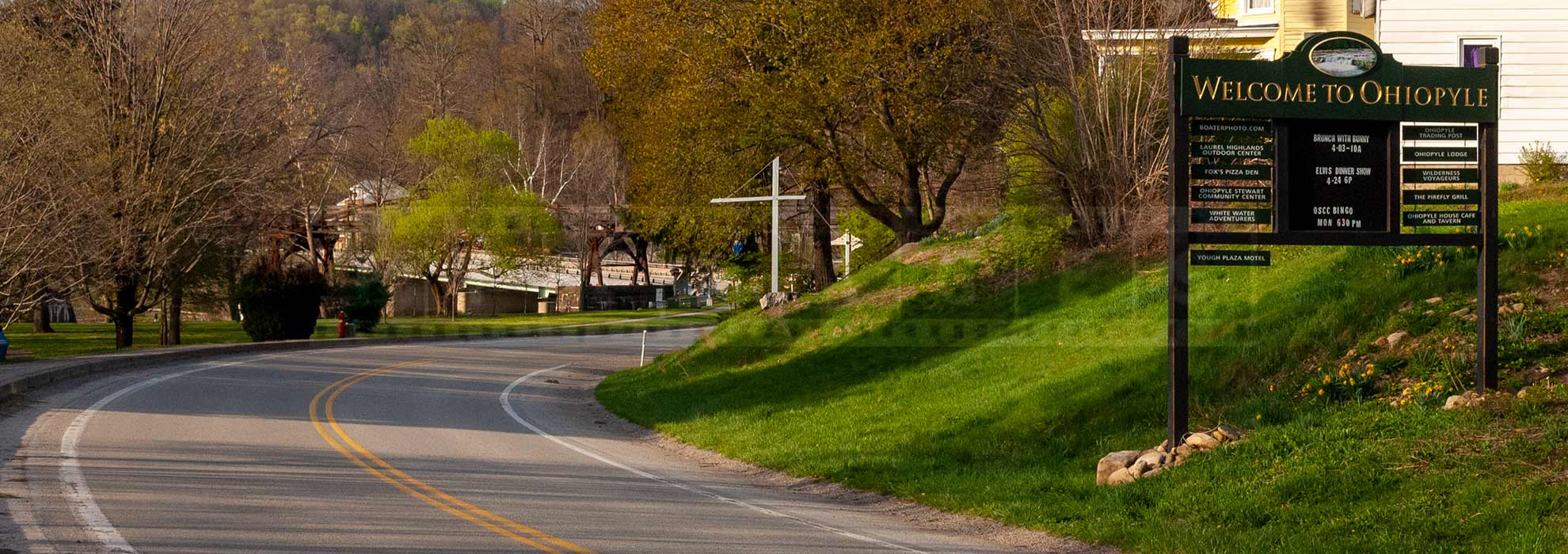 Welcome to Ohiopyle sign at the town entrance