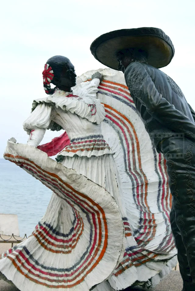 a man and a woman dancers sculpture